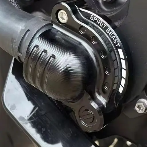 Fit ZONTES 703RR Motorcycle Engine Water Pump Guard Cover Triple Cylinder Decorative Protector Mod Parts
Fit ZONTES 703RR Motorcycle Engine Water Pump Guard Cover Triple Cylinder Decorative Protector Mod Parts