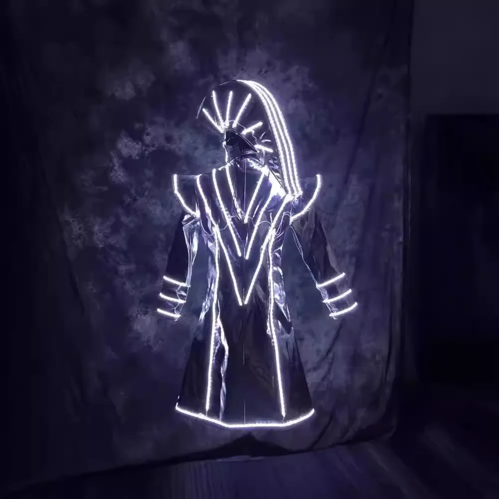 Желтый императорская одежда, светодиодный светящийся винный бар, КТВ, передача, сценическое представление, тренд, стиль для ночного клуба
Желтый императорская одежда, светодиодный светящийся винный бар, КТВ, передача, сценическое представление, тренд, стиль для ночного клуба