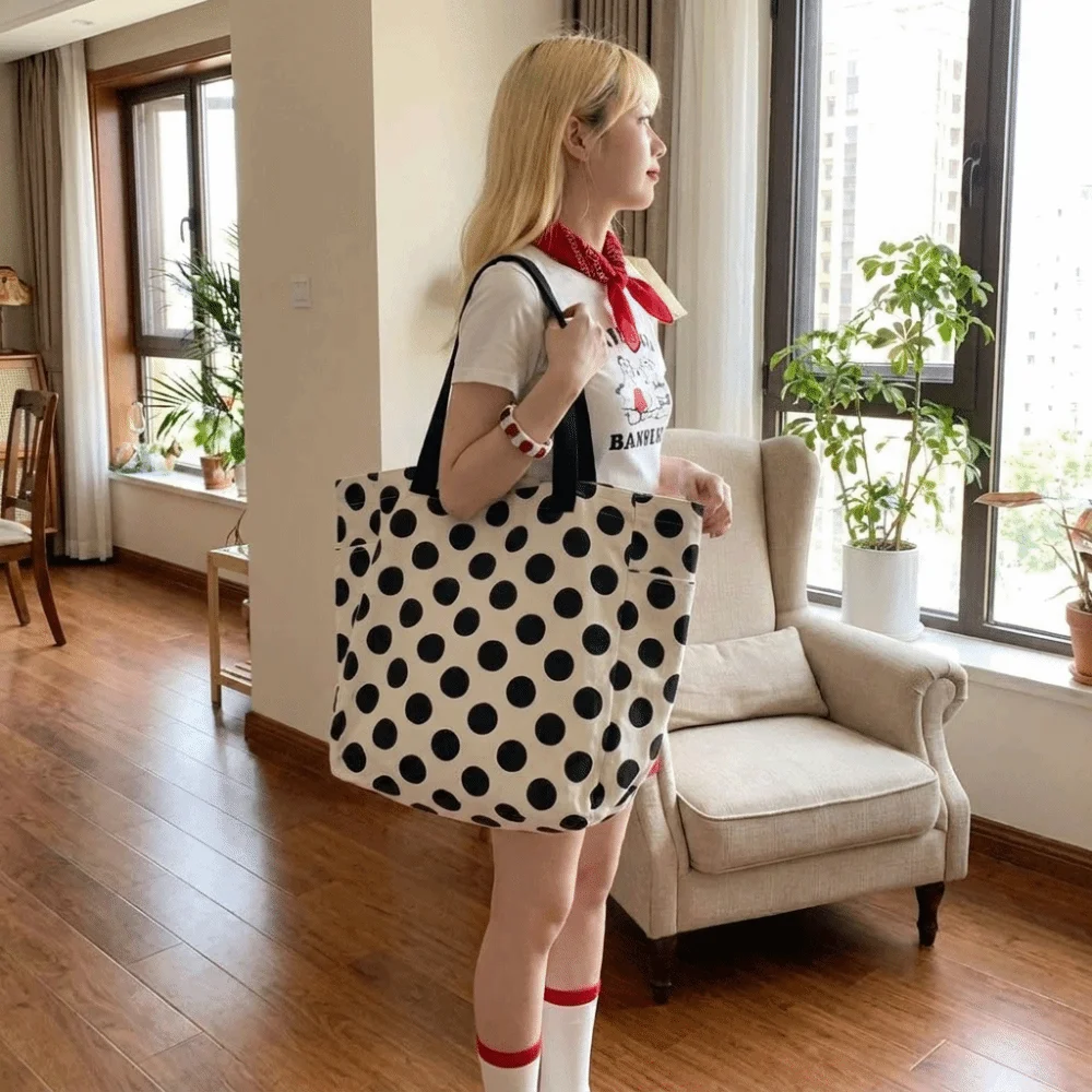 Sweet Canvas Polka Dot Tote Bag Large Capacity Retro Style Double-Sided Shoulder Bag Oversized With Strap Carryall Bag Commuting
Sweet Canvas Polka Dot Tote Bag Large Capacity Retro Style Double-Sided Shoulder Bag Oversized With Strap Carryall Bag Commuting
