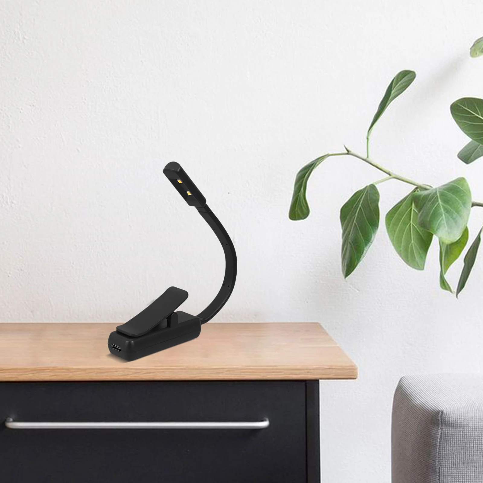 Charging Clip Light LED Book Reading Lamp Eye Care Rechargeable Mini Portable Desk Lamp White 3 Gears Color Temperature
Charging Clip Light LED Book Reading Lamp Eye Care Rechargeable Mini Portable Desk Lamp White 3 Gears Color Temperature