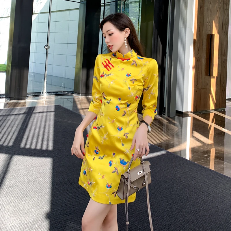 Young Style Improved Daily Embroidered Fashionable Sleeveless Dress Vintage Floral Pattern for Spring Season
Young Style Improved Daily Embroidered Fashionable Sleeveless Dress Vintage Floral Pattern for Spring Season