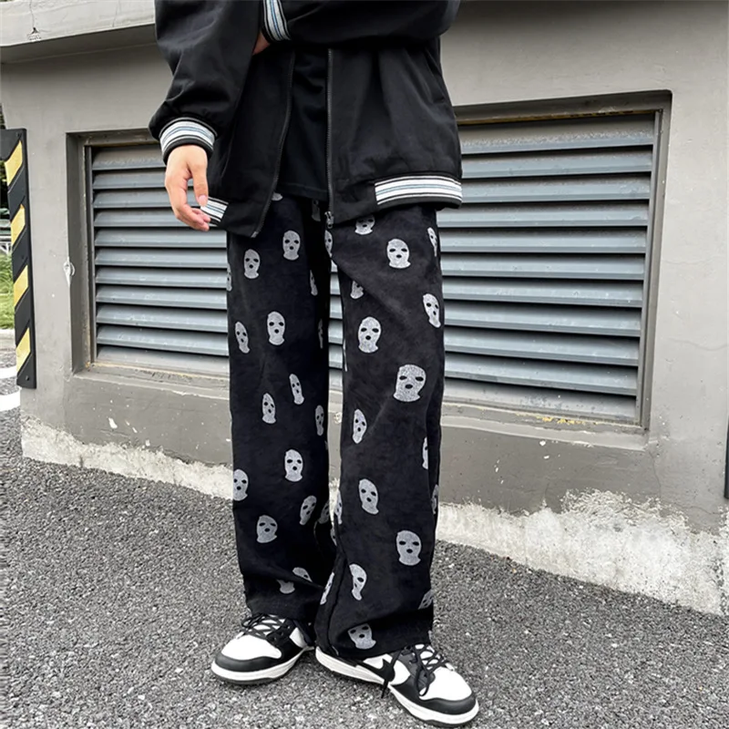 Spring Autumn Gothic Skull Print Casual Drawstring Baggy Men Tracksuit Pants Corduroy Straight Sweatpants Male Hip Hop Trousers
Spring Autumn Gothic Skull Print Casual Drawstring Baggy Men Tracksuit Pants Corduroy Straight Sweatpants Male Hip Hop Trousers
