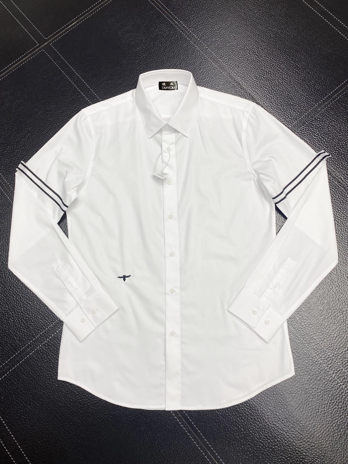 Мужская рубашка Slim Fit с гибким воротником, стрейч с вышивкой пчелы, мужские классические рубашки на пуговицах, рабочие хлопковые топы, брендовая одежда 267
Мужская рубашка Slim Fit с гибким воротником, стрейч с вышивкой пчелы, мужские классические рубашки на пуговицах, рабочие хлопковые топы, брендовая одежда 267