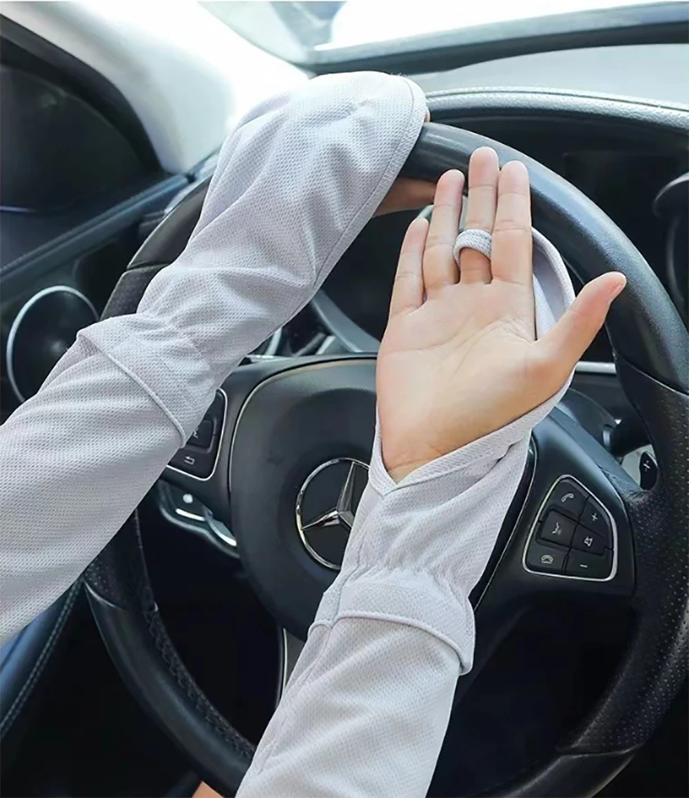 Women's Summer Loose Flare Cuff Ice Silk Sun Protection Sleeves UV Block Arm Covers with Hand Guard for Driving Cycling
Women's Summer Loose Flare Cuff Ice Silk Sun Protection Sleeves UV Block Arm Covers with Hand Guard for Driving Cycling