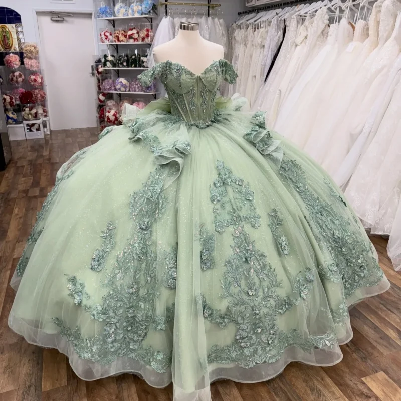 Green Quinceanera Dress off-shoulder Glitter Crystal Decal Layering Long tail Bow vestidos de 15 Quinceanera Customize
Green Quinceanera Dress off-shoulder Glitter Crystal Decal Layering Long tail Bow vestidos de 15 Quinceanera Customize