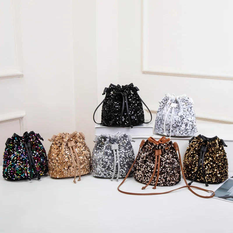 Женская сумка через плечо с блестками, сумка на ремне со съемным ремешком и шнурком, модная сумка-ведро с блестками, пляжная сумка для путешествий на море
Женская сумка через плечо с блестками, сумка на ремне со съемным ремешком и шнурком, модная сумка-ведро с блестками, пляжная сумка для путешествий на море