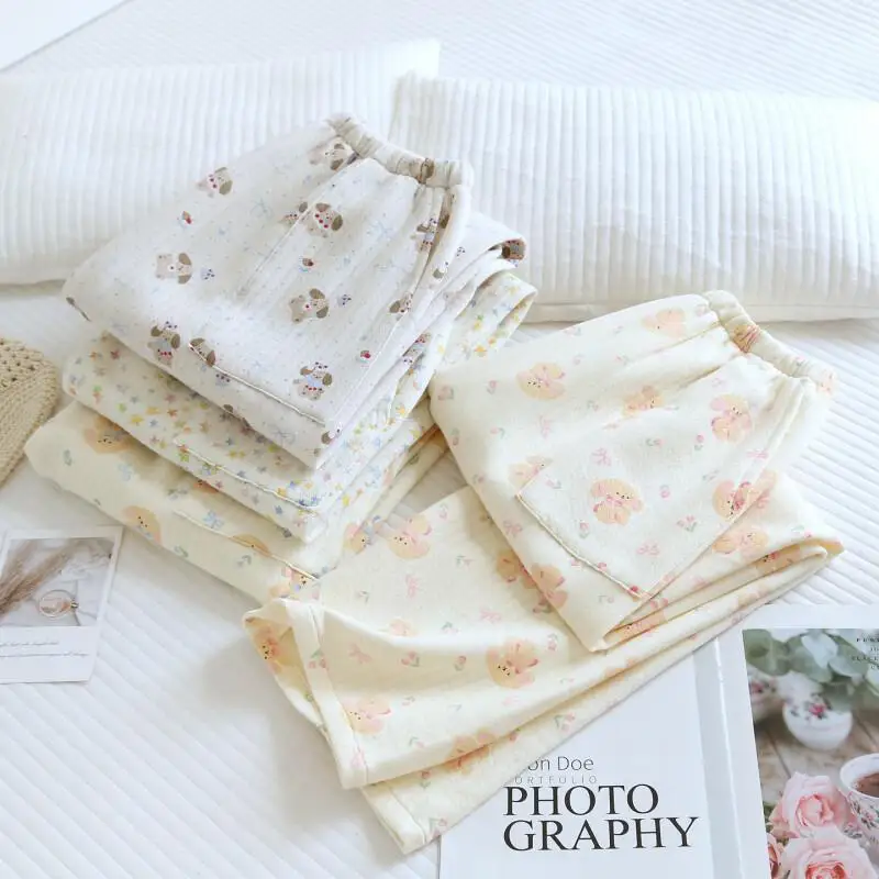 Пижамные штаны с героями мультфильмов, осень-зима, женские согревающие удобные штаны для сна, свободные однотонные пижамы, утепленные домашние штаны
Пижамные штаны с героями мультфильмов, осень-зима, женские согревающие удобные штаны для сна, свободные однотонные пижамы, утепленные домашние штаны