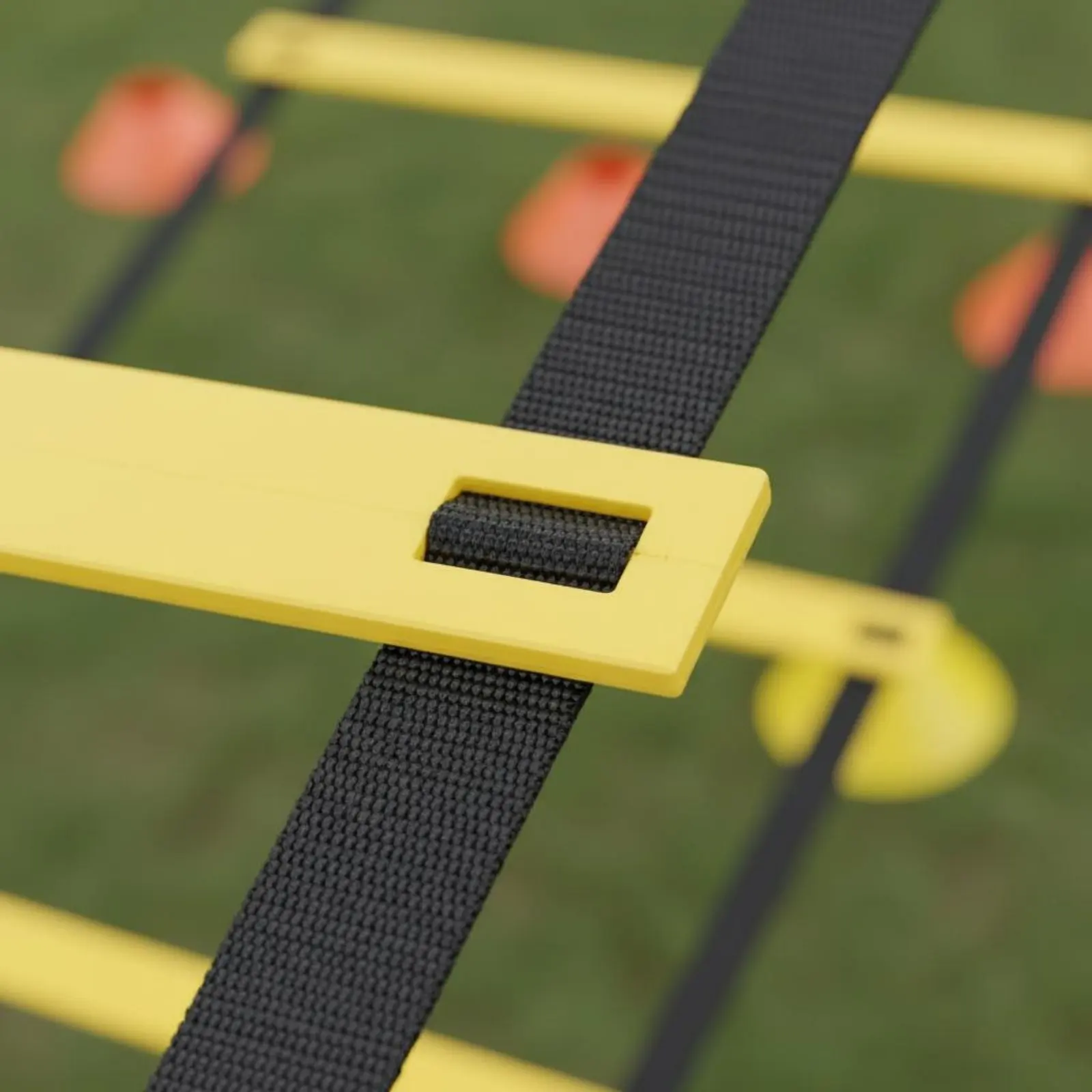 Field Sport Footwork Training Gear Sturdy Sport Training Equipment Set Speed Ladder and Cone Kit Adjustable Design for Athletes
Field Sport Footwork Training Gear Sturdy Sport Training Equipment Set Speed Ladder and Cone Kit Adjustable Design for Athletes