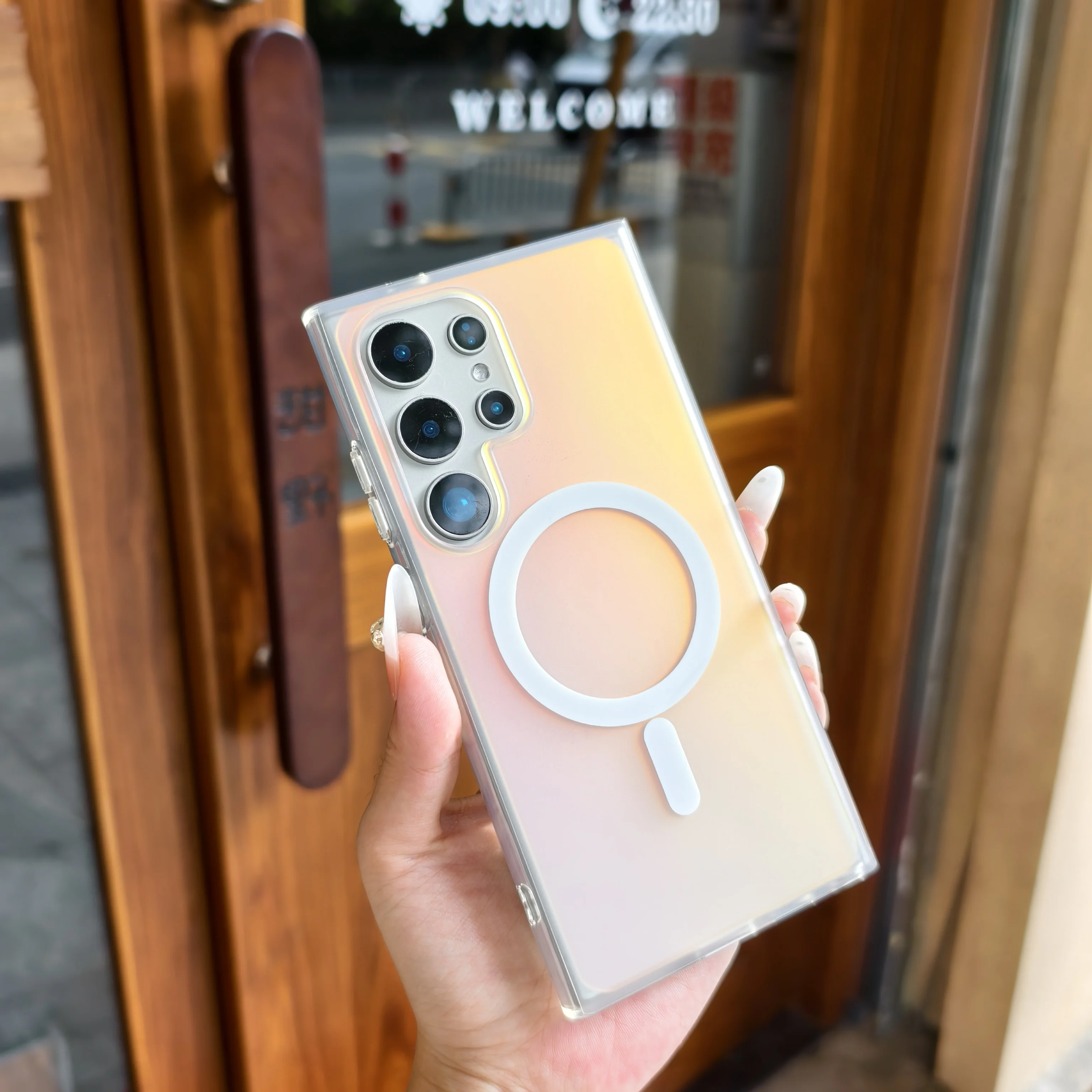 Luxury shock-proof protective cover color-changing sun scrub magnetic attraction for Samsung Galaxy S25 S24FE S23 Phone Cover.
Luxury shock-proof protective cover color-changing sun scrub magnetic attraction for Samsung Galaxy S25 S24FE S23 Phone Cover.