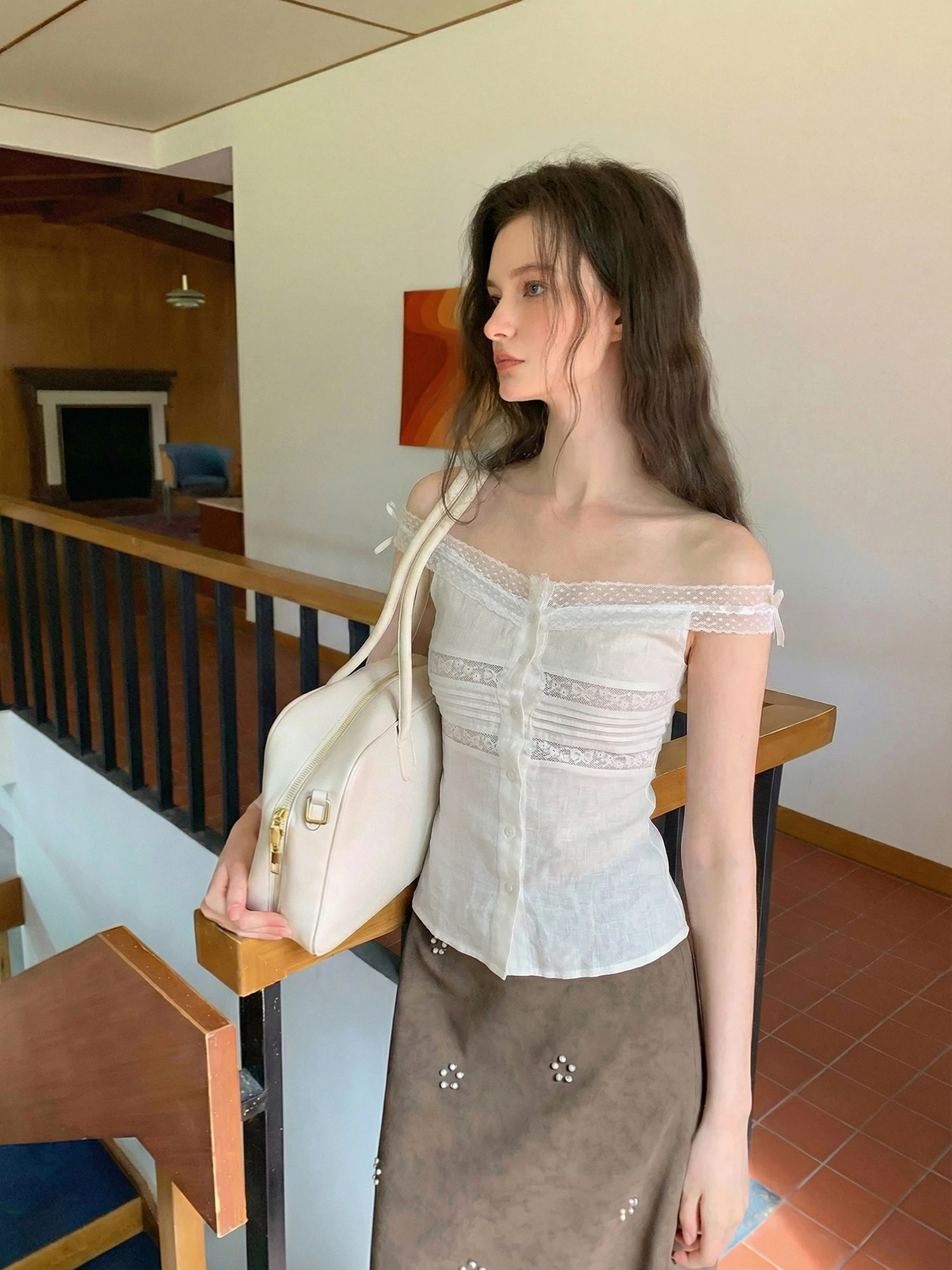 CRUCREAMSU Lace Trim Short Sleeve One Shoulder T-Shirt Women's Slim Fit Summer Fashionable Top Pure Desire Feminine Style
CRUCREAMSU Lace Trim Short Sleeve One Shoulder T-Shirt Women's Slim Fit Summer Fashionable Top Pure Desire Feminine Style