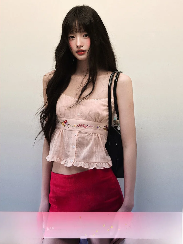 Женская хлопковая вышитая майка-топ P STUDIO для осени и зимы, универсальная (для ношения как под одежду, так и поверх), оригинальный дизайн
Женская хлопковая вышитая майка-топ P STUDIO для осени и зимы, универсальная (для ношения как под одежду, так и поверх), оригинальный дизайн