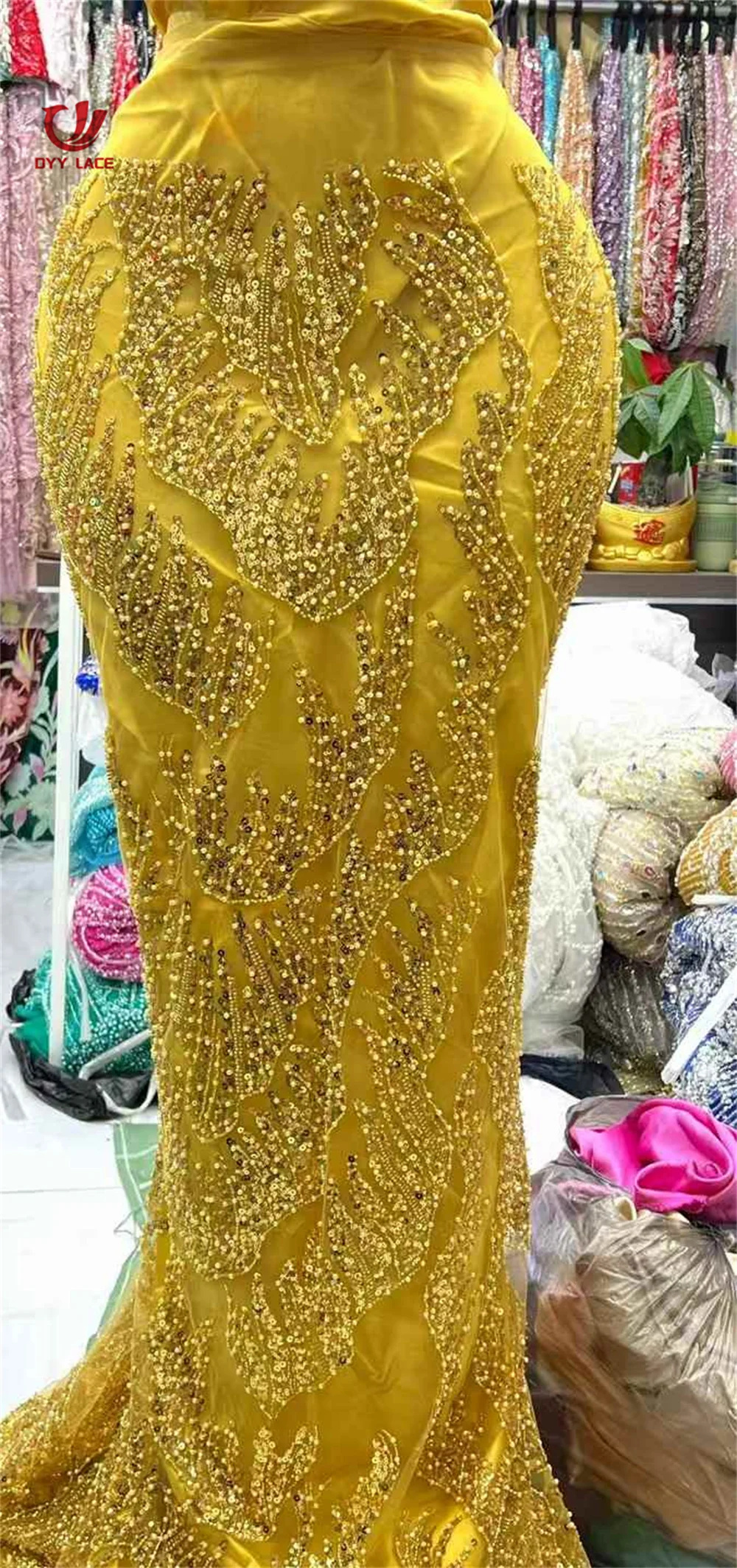 Latest African Lace Fabric Sequins Beaded Embroidery Groom Nigerian Bridal High Quality French Tulle Lace Fabric For Wedding
Latest African Lace Fabric Sequins Beaded Embroidery Groom Nigerian Bridal High Quality French Tulle Lace Fabric For Wedding
