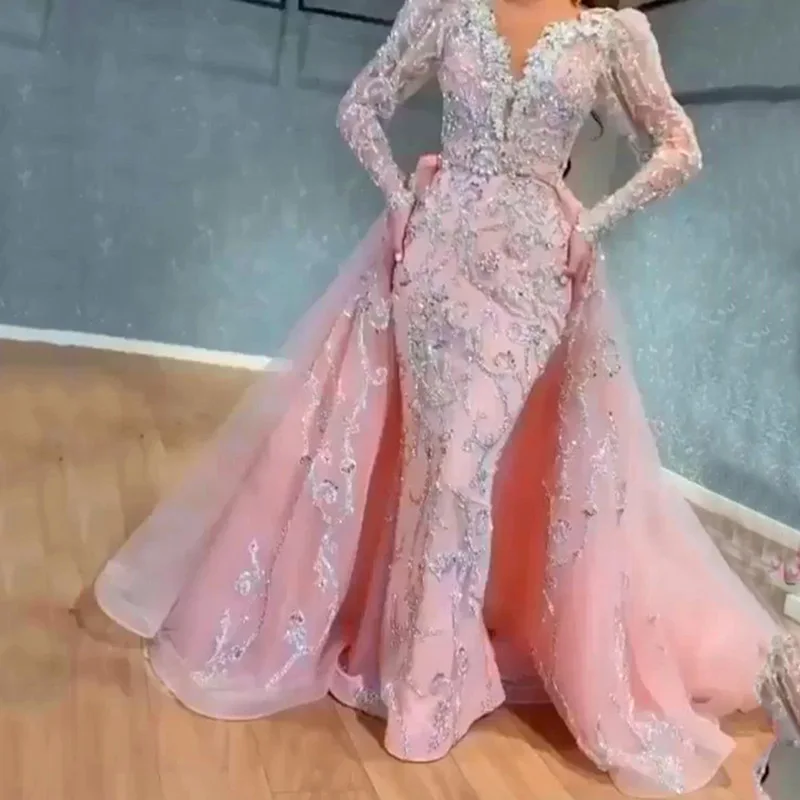 Nice spring Pop Europe and the United States sexy tail long evening gown pink sequin V-neck sargent gold dress
Nice spring Pop Europe and the United States sexy tail long evening gown pink sequin V-neck sargent gold dress