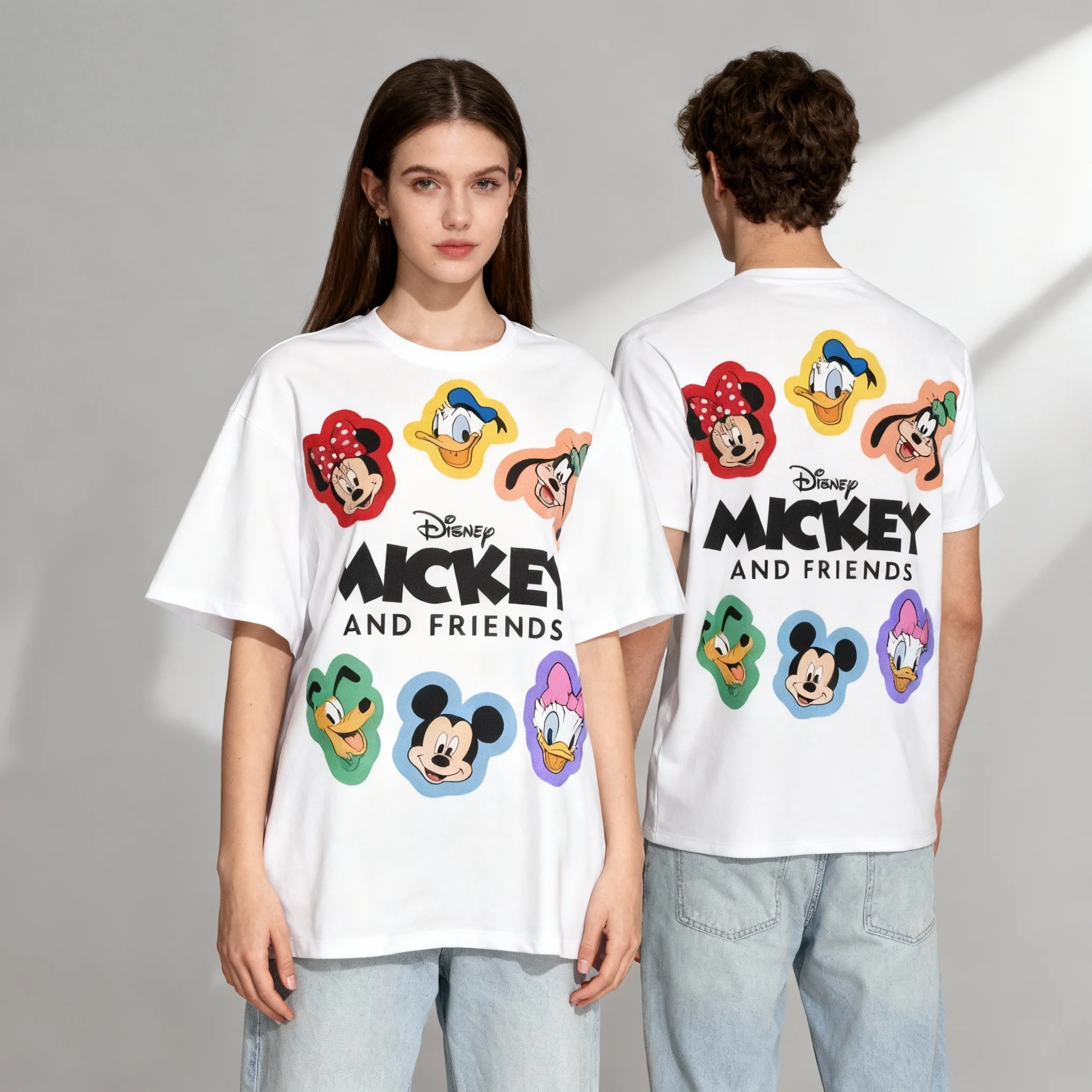 Новая летняя футболка с изображением Микки Мауса Диснея, милая крутая уличная футболка, рубашка большого размера, женские горячие товары для взрослых и детей
Новая летняя футболка с изображением Микки Мауса Диснея, милая крутая уличная футболка, рубашка большого размера, женские горячие товары для взрослых и детей