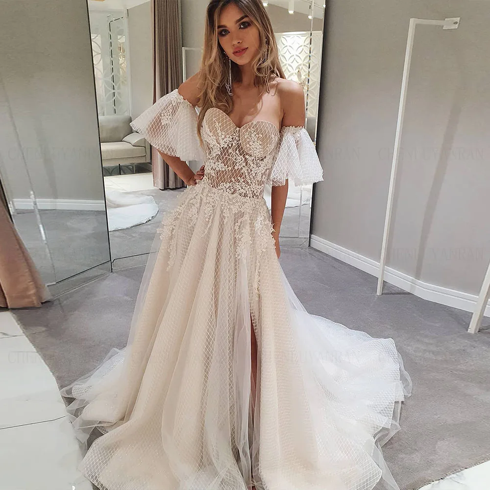 Off-Shoulder Bohemia Wedding Dresses Sweetheart Long Bride Dress Applique Slit Sexy Dresses For Women 2023 Robe De Mariee
Off-Shoulder Bohemia Wedding Dresses Sweetheart Long Bride Dress Applique Slit Sexy Dresses For Women 2023 Robe De Mariee