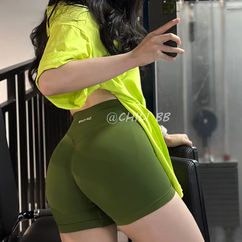 2025 New Color Shorts Peach Butt Revealing Hip Lifting High Waist Tight Belly Controlling Three-Point Fitness Pants for Women
2025 New Color Shorts Peach Butt Revealing Hip Lifting High Waist Tight Belly Controlling Three-Point Fitness Pants for Women