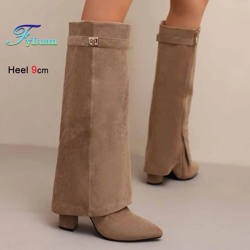 Autumn Winter Khaki Suede Women's Knee High Boots Pointed Toe Metal Buckle Thick High Heels 9cm Side Zipper Ladies Pants Boots
Autumn Winter Khaki Suede Women's Knee High Boots Pointed Toe Metal Buckle Thick High Heels 9cm Side Zipper Ladies Pants Boots