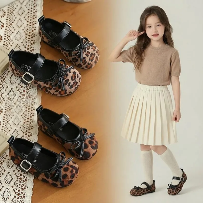 Children's Retro Leopard Print Princess Shoes 2026 Spring/Summer Style Single Shoes Fashion Small Leather Shoes Anti-Slip Shoes
Children's Retro Leopard Print Princess Shoes 2026 Spring/Summer Style Single Shoes Fashion Small Leather Shoes Anti-Slip Shoes