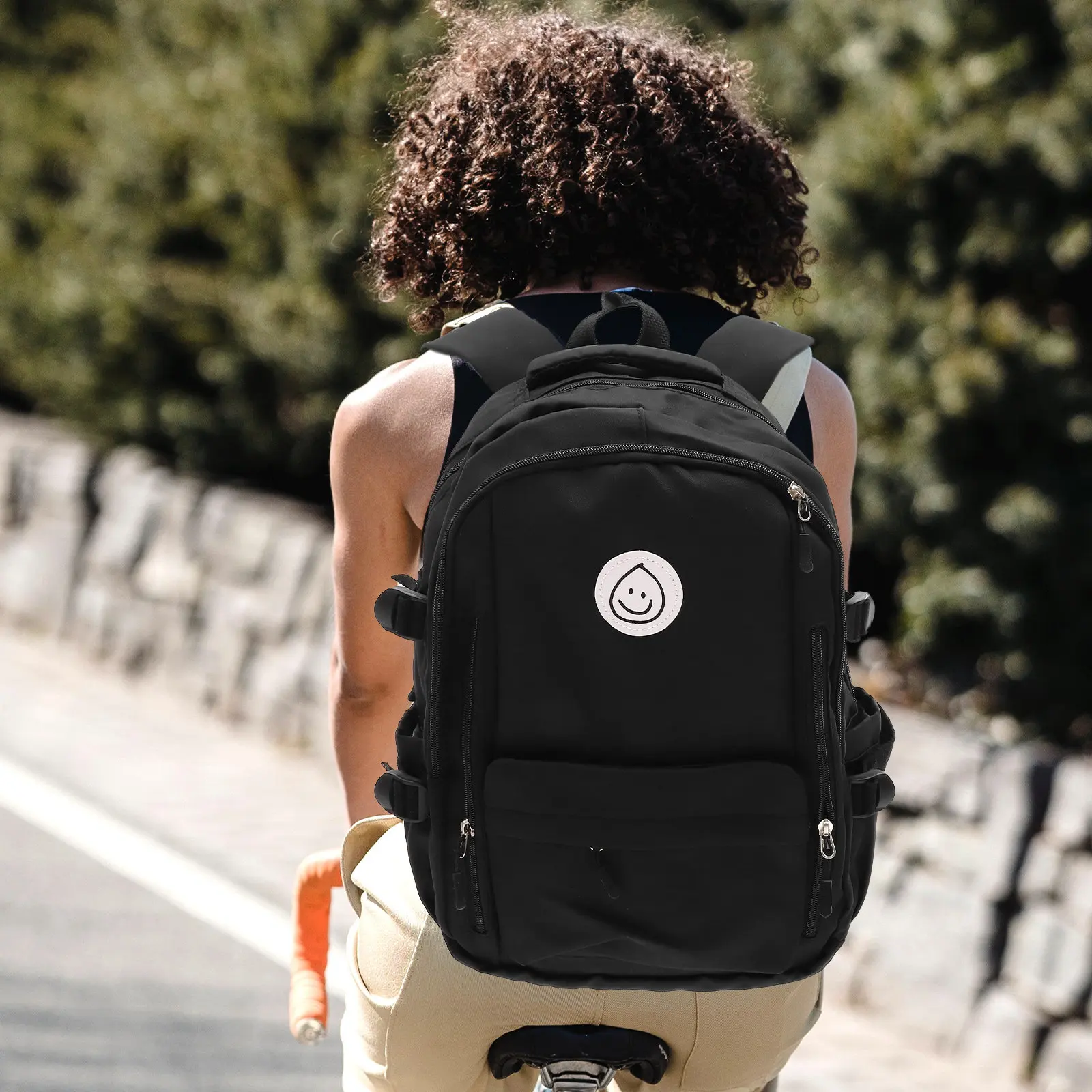 1Pcs Premium Nylon Student Backpack Large Capacity Waterproof Moisture-Proof Dust-Proof Schoolbag with Side Pockets for Books
1Pcs Premium Nylon Student Backpack Large Capacity Waterproof Moisture-Proof Dust-Proof Schoolbag with Side Pockets for Books