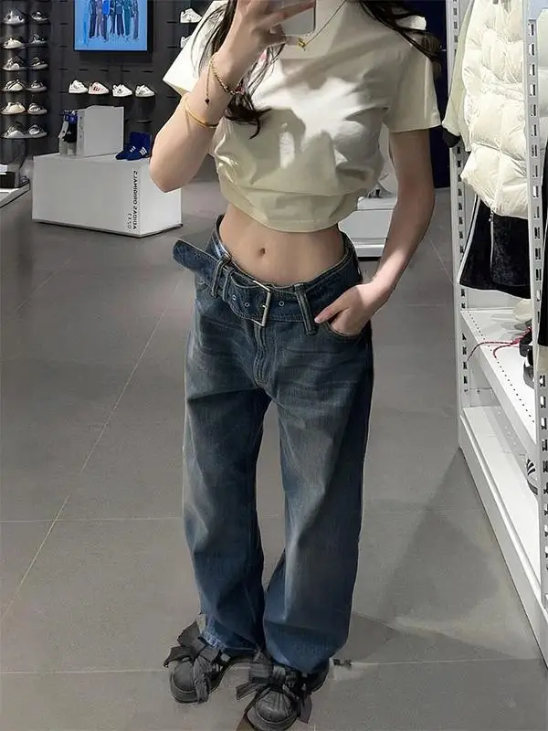 Blue Low Waist Belted Wide Leg Jeans Women's Loose Fit Straight Leg Long Trousers American Style Casual High Waist Jeans
Blue Low Waist Belted Wide Leg Jeans Women's Loose Fit Straight Leg Long Trousers American Style Casual High Waist Jeans