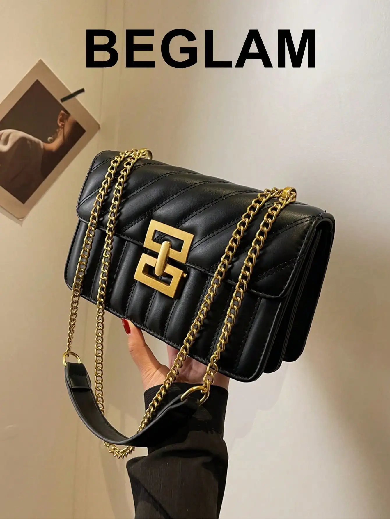 Minimalist Metal Decor Chain Shoulder Bag, Elegant PU Crossbody Bag, Flap Shoulder Bag, Women's Fashion Handbag & Phone Pouch
Minimalist Metal Decor Chain Shoulder Bag, Elegant PU Crossbody Bag, Flap Shoulder Bag, Women's Fashion Handbag & Phone Pouch