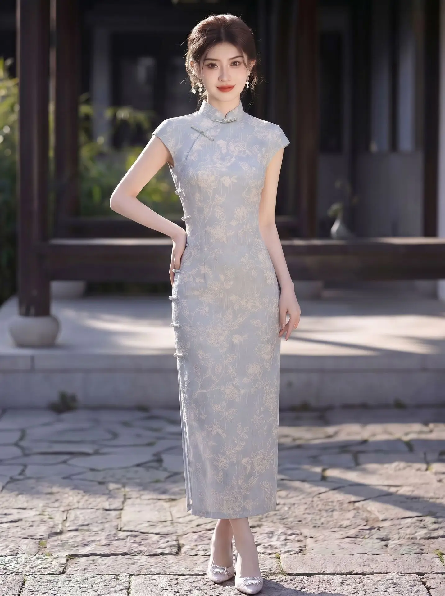 Vintage Women Grey Blue Print Qipao Dress Stand Collar Girl's Chinese Traditional Party Dress
Vintage Women Grey Blue Print Qipao Dress Stand Collar Girl's Chinese Traditional Party Dress
