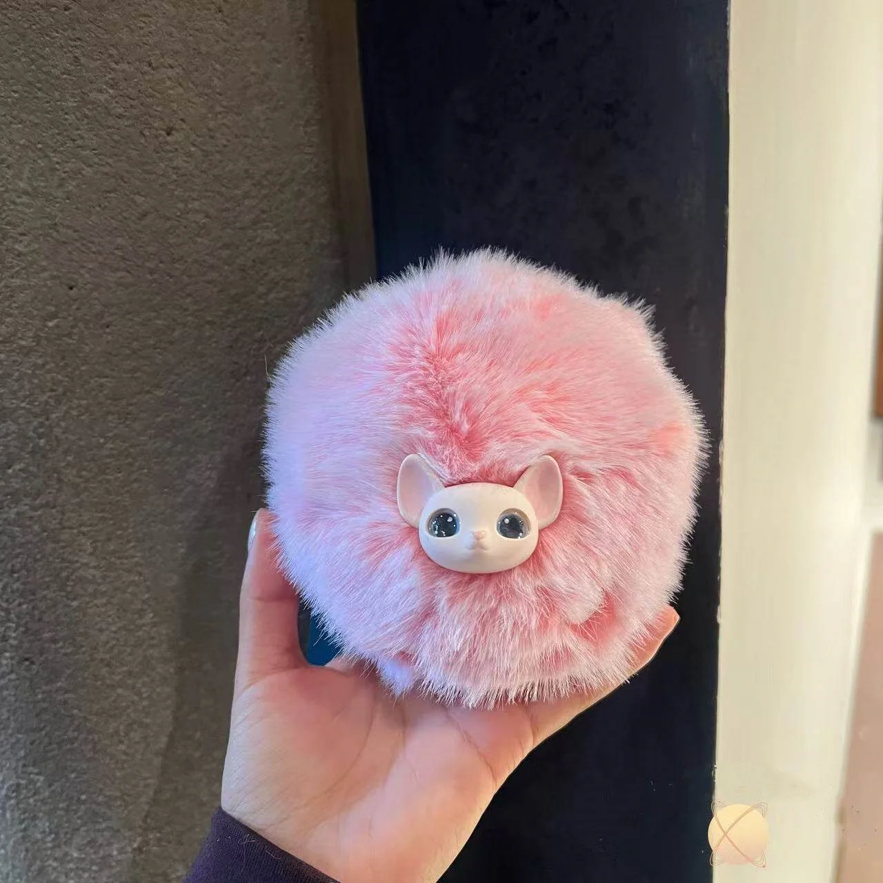 Beijing Universal Studios Ginny's pet pink fluffy magnetic suction shoulder doll plush toy travel souvenir
Beijing Universal Studios Ginny's pet pink fluffy magnetic suction shoulder doll plush toy travel souvenir