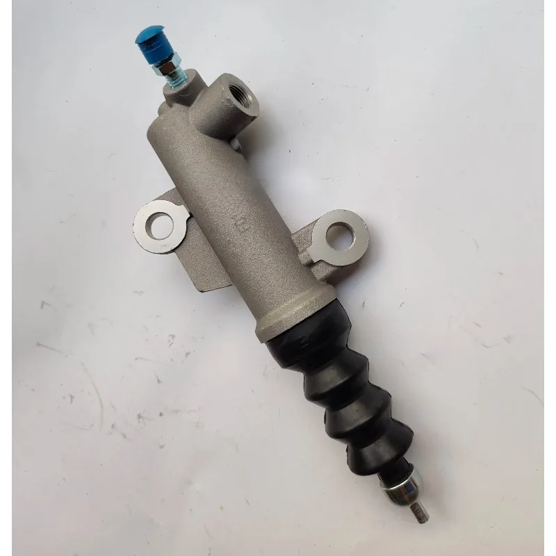 8-98310520-0 Brand new clutch slave cylinder for Isuzu DMAX 3.0 clutch slave cylinder oil hole M12*1
8-98310520-0 Brand new clutch slave cylinder for Isuzu DMAX 3.0 clutch slave cylinder oil hole M12*1