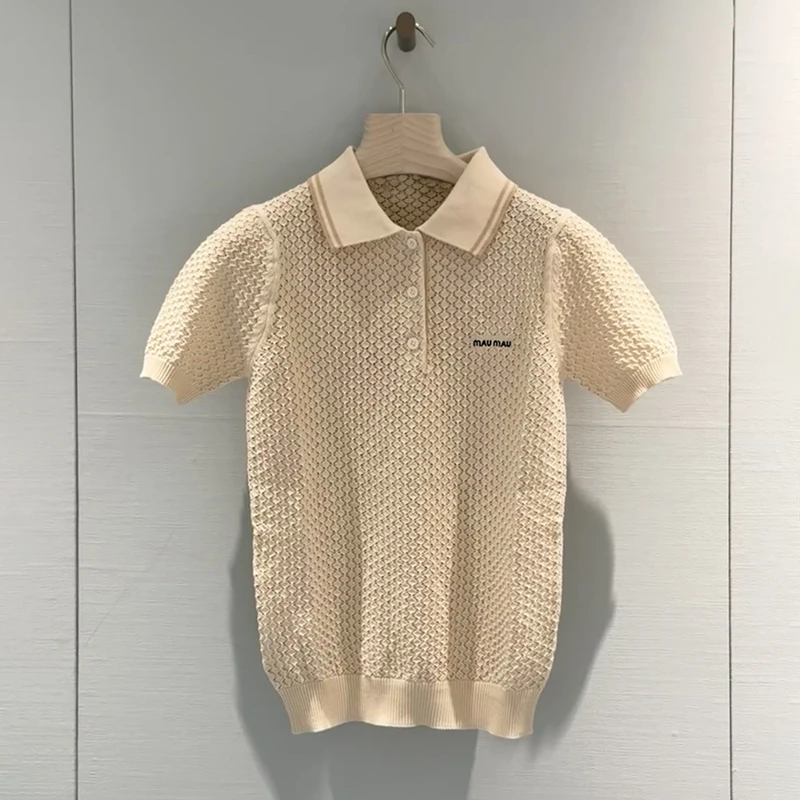 Высококачественный женский трикотаж ort Sve irt с вышивкой букв, модный корейский свободный крой, обычная длина
Высококачественный женский трикотаж ort Sve irt с вышивкой букв, модный корейский свободный крой, обычная длина