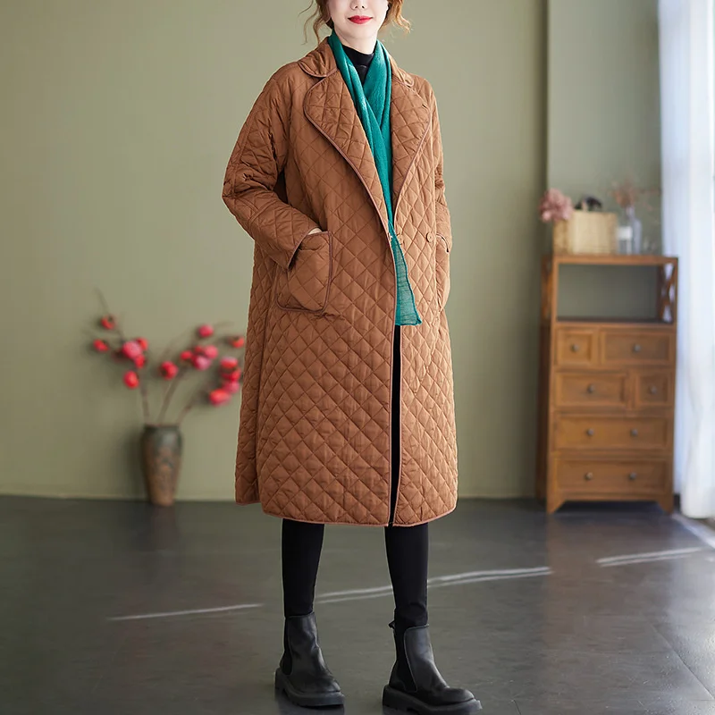 2023 Women Autumn Winter New Retro Solid Color Mid-Length Dark Button Suit Collar Loose Down Cotton Coat Ladies Parkas
2023 Women Autumn Winter New Retro Solid Color Mid-Length Dark Button Suit Collar Loose Down Cotton Coat Ladies Parkas