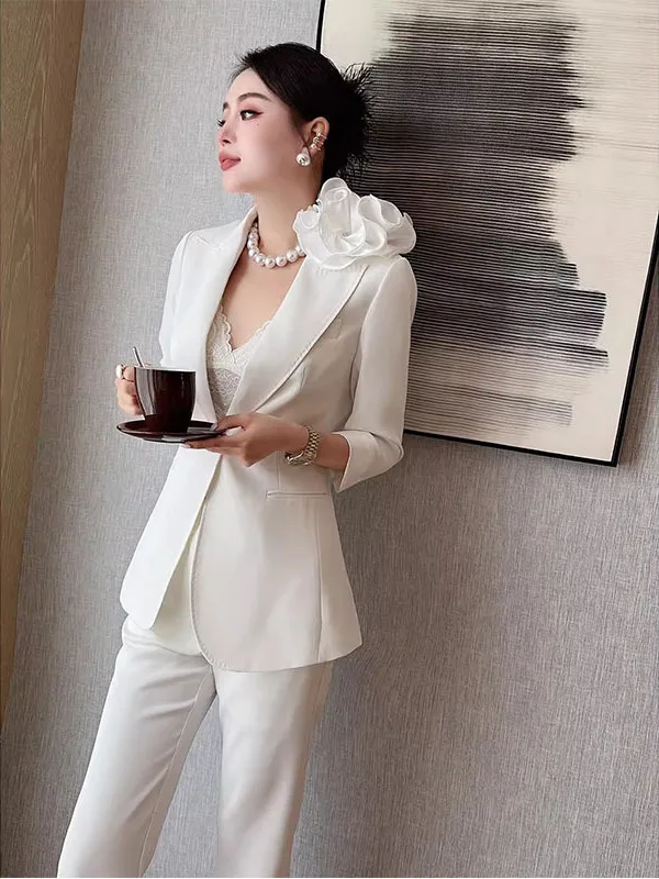 Elegant Slim Fit Suit Set for Women High Waist Two Piece Set Spring Season Luxury Feelings Long Pants Seven Sleeve Length
Elegant Slim Fit Suit Set for Women High Waist Two Piece Set Spring Season Luxury Feelings Long Pants Seven Sleeve Length