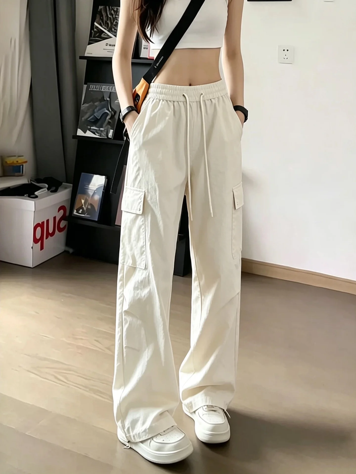 Quick Dry Ice Silk Men's Summer Straight Leg Casual Pants Anti Wrinkle Sporty Long Trousers Fashionable Clean Fit Style
Quick Dry Ice Silk Men's Summer Straight Leg Casual Pants Anti Wrinkle Sporty Long Trousers Fashionable Clean Fit Style