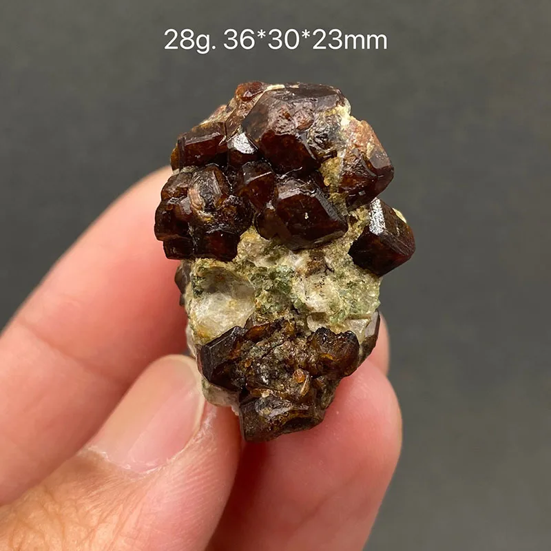 100% natural garnet raw stone mineral specimen and crystal , collection gemstone,Cultural beads
100% natural garnet raw stone mineral specimen and crystal , collection gemstone,Cultural beads
