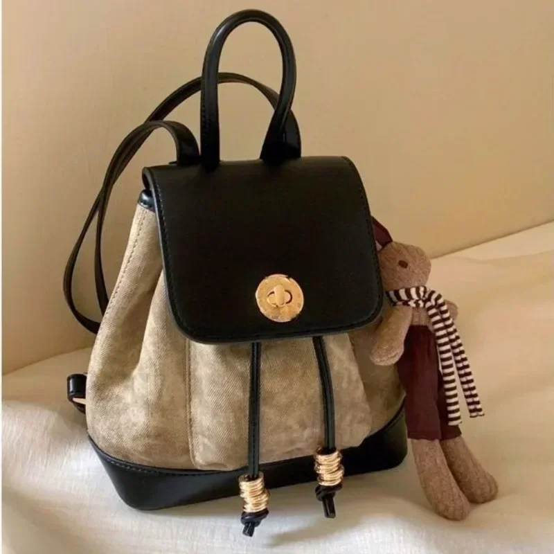 2024 New Korean Casual Versatile Shoulder Bag Niche High-end Outdoor Backpack Early Autumn Maillard Deer Velvet Leather Backpack
2024 New Korean Casual Versatile Shoulder Bag Niche High-end Outdoor Backpack Early Autumn Maillard Deer Velvet Leather Backpack