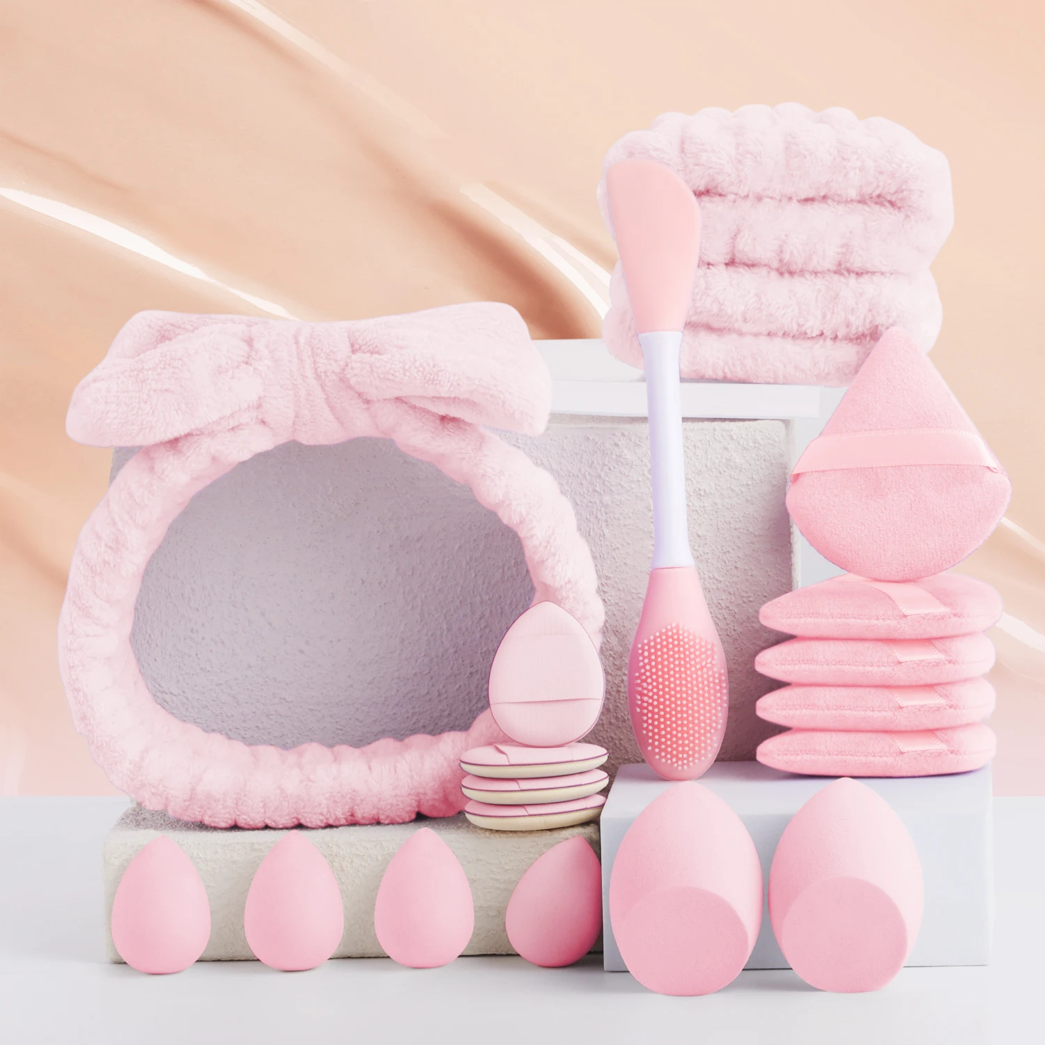 19 pieces professional makeup tool set 3 bundles of hair straps + 5 triangular powder spray + 4 finger powder spray + 4 small dr
19 pieces professional makeup tool set 3 bundles of hair straps + 5 triangular powder spray + 4 finger powder spray + 4 small dr