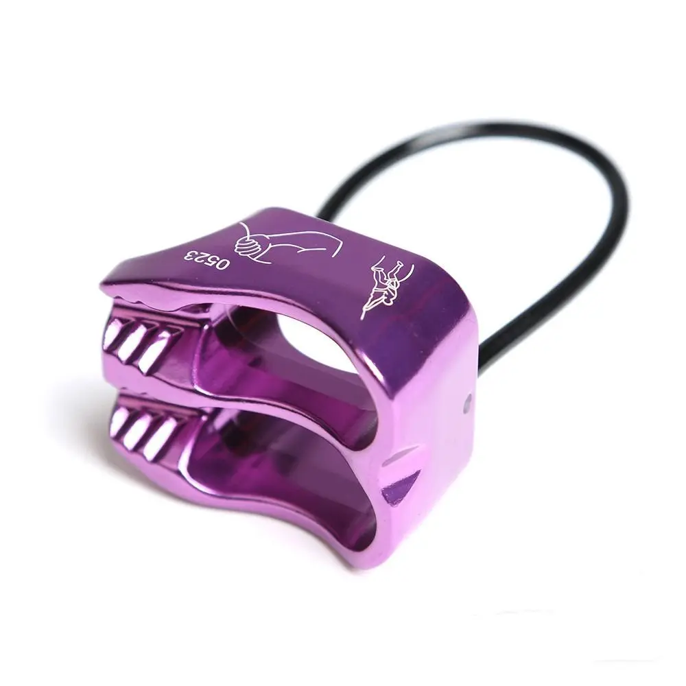 Downhill Be-lay Rappel Device Safety Ring Double Slot Rock Climbing Rappel Hardware Professional Climbing Descender
Downhill Be-lay Rappel Device Safety Ring Double Slot Rock Climbing Rappel Hardware Professional Climbing Descender