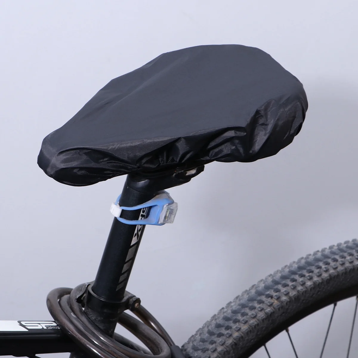 6Pcs Elastic Waterproof Bike Seat Covers Bicycle Saddle Covers Rain Dust Protection Bike Seat Cover 
6Pcs Elastic Waterproof Bike Seat Covers Bicycle Saddle Covers Rain Dust Protection Bike Seat Cover