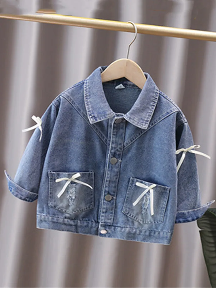 Girls Denim Jacket Kids Clothes For Spring Autumn 2025 New Embroidery Bow Lace Turn Collar Children'S Short Coat High Quality
Girls Denim Jacket Kids Clothes For Spring Autumn 2025 New Embroidery Bow Lace Turn Collar Children'S Short Coat High Quality