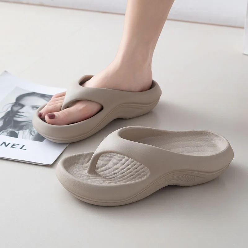 Trendy Womens Flip Flops Non-slip Thick Sole Height Increasing Shoes Casual Summer Sandals Beach Slippers
Trendy Womens Flip Flops Non-slip Thick Sole Height Increasing Shoes Casual Summer Sandals Beach Slippers