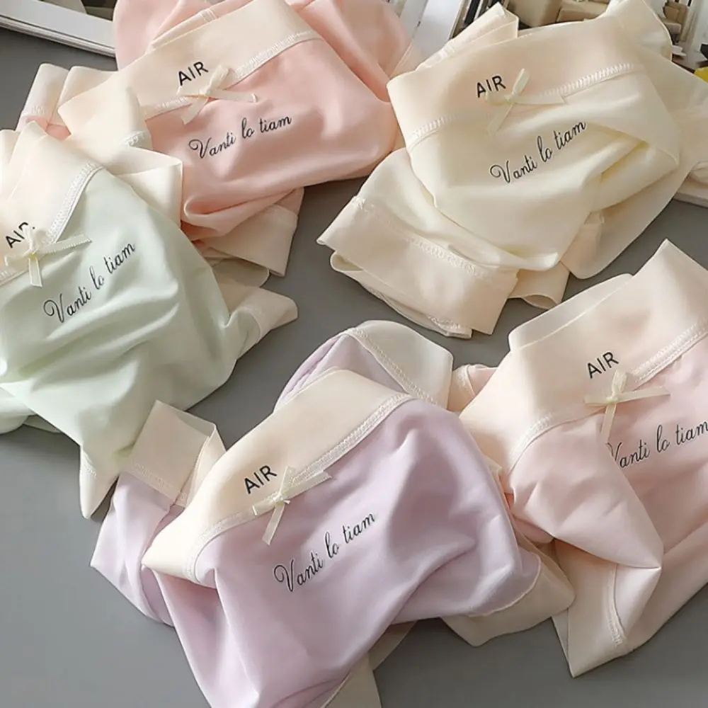 5PCS Mid Waist Ice Silk Panties Bowknot Cotton Crotch Seamless Briefs Female Lingerie Mesh Underwear Women's Thin Underpants
5PCS Mid Waist Ice Silk Panties Bowknot Cotton Crotch Seamless Briefs Female Lingerie Mesh Underwear Women's Thin Underpants