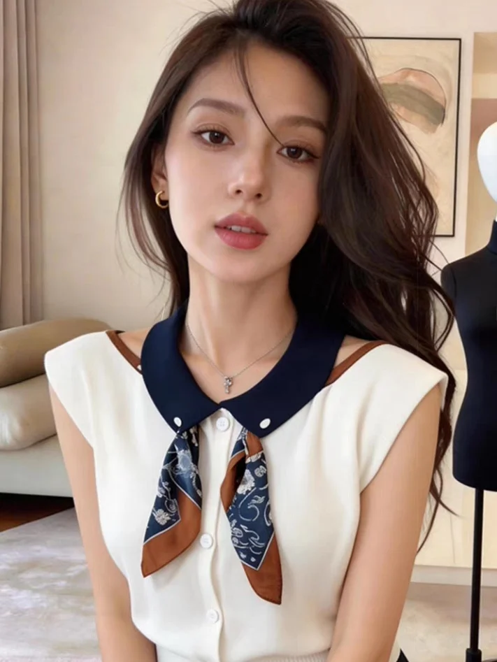 Stylish Neck Sleeveless Knitted Sweater Women's Fashionable Silk Scarf Recommended Summer New Arrival Commute Style
Stylish Neck Sleeveless Knitted Sweater Women's Fashionable Silk Scarf Recommended Summer New Arrival Commute Style
