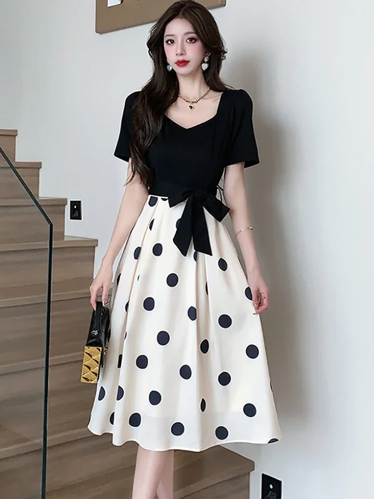 Summer Black Patchwork Polka Dot Midi Dress Women Elegant Chic Bow Prom Clothes 2024 Korean Vintage Bodycon Party Evening Dress
Summer Black Patchwork Polka Dot Midi Dress Women Elegant Chic Bow Prom Clothes 2024 Korean Vintage Bodycon Party Evening Dress
