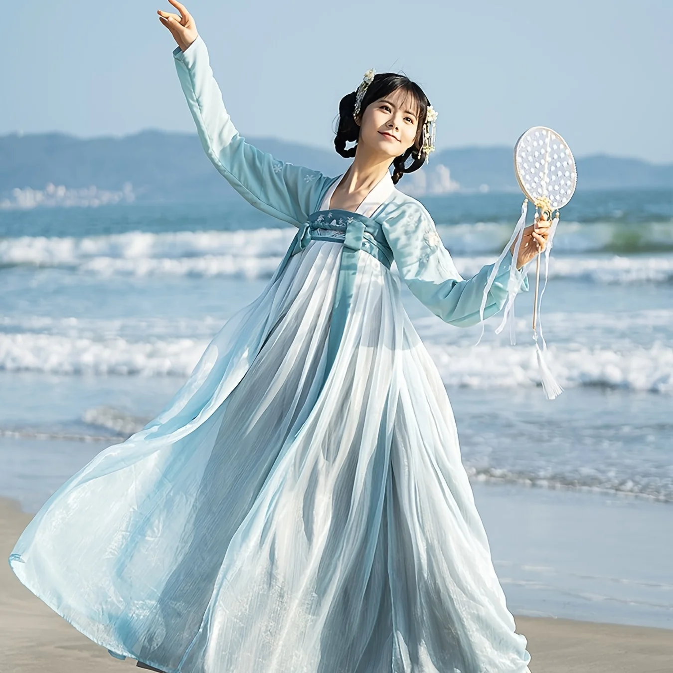 Chinese Cosplay Hanfu Embroidery Belted Ruqun Ancient Pastel Blue Long Sleeve Traditional Costumes Womens Clothing
Chinese Cosplay Hanfu Embroidery Belted Ruqun Ancient Pastel Blue Long Sleeve Traditional Costumes Womens Clothing