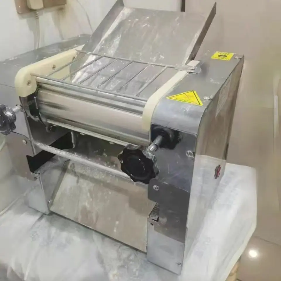 Electric Stainless Steel Desktop Spaghetti Dough Press Sheeter Roller Noodle Press Machine
Electric Stainless Steel Desktop Spaghetti Dough Press Sheeter Roller Noodle Press Machine