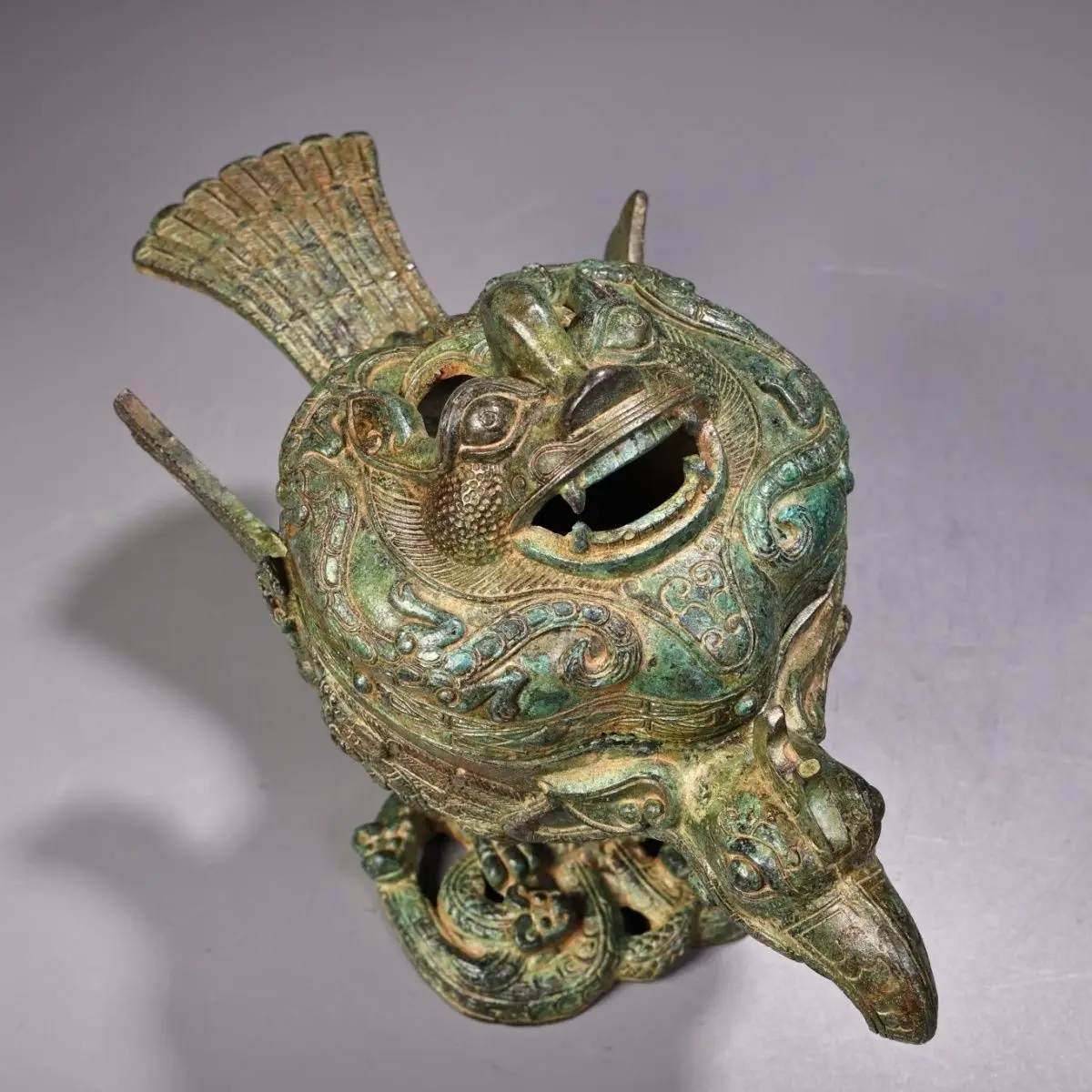 Vintage Style Bronze Eagle Catching Snake Incense Burner Boshan Censer for Traditional Chinese Tea Ceremony Home Decor Gift
Vintage Style Bronze Eagle Catching Snake Incense Burner Boshan Censer for Traditional Chinese Tea Ceremony Home Decor Gift