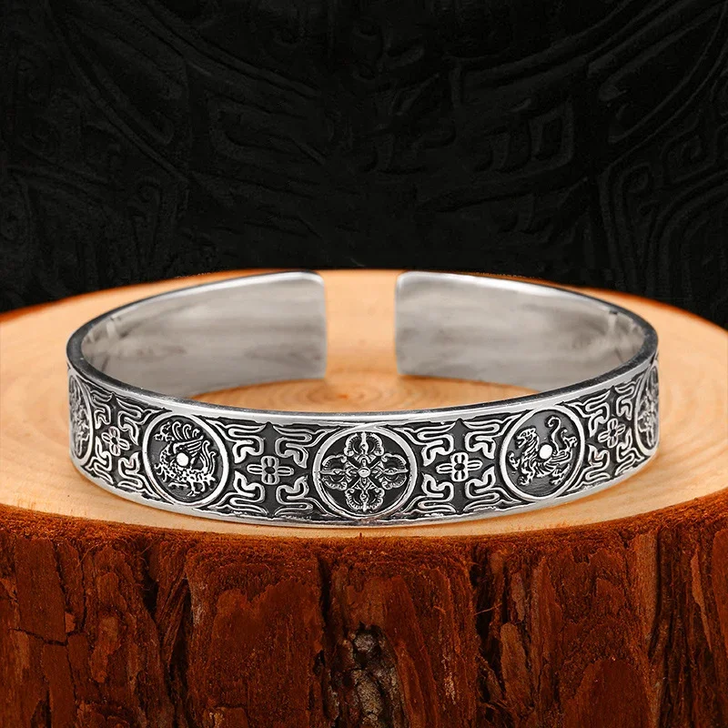 Classic Simple Style 925 Silver Bracelet Men Vintage Wide Style Bangles for Chinese Style Banquet Jewelry Adjustable Opening
Classic Simple Style 925 Silver Bracelet Men Vintage Wide Style Bangles for Chinese Style Banquet Jewelry Adjustable Opening