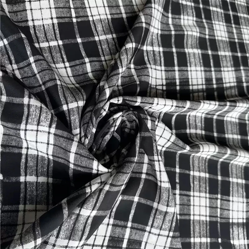 1 meter 100% Mulberry Silk 19 momme Heavy Crepe Silk Fabric Black White Checked Printed 115cm 44" wide by the yard JN754
1 meter 100% Mulberry Silk 19 momme Heavy Crepe Silk Fabric Black White Checked Printed 115cm 44" wide by the yard JN754