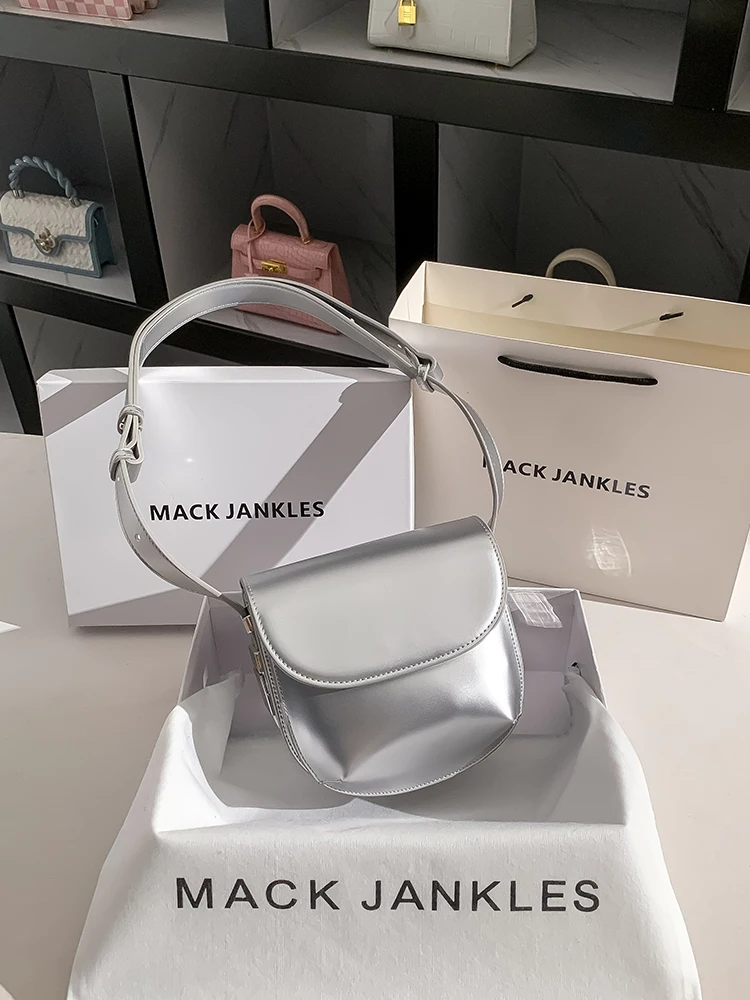 MaJanice Pure Color Saddle Bag Faion mat Underarm oulder Bag 2025 New High-End Sensation Single oulder Bag
MaJanice Pure Color Saddle Bag Faion mat Underarm oulder Bag 2025 New High-End Sensation Single oulder Bag