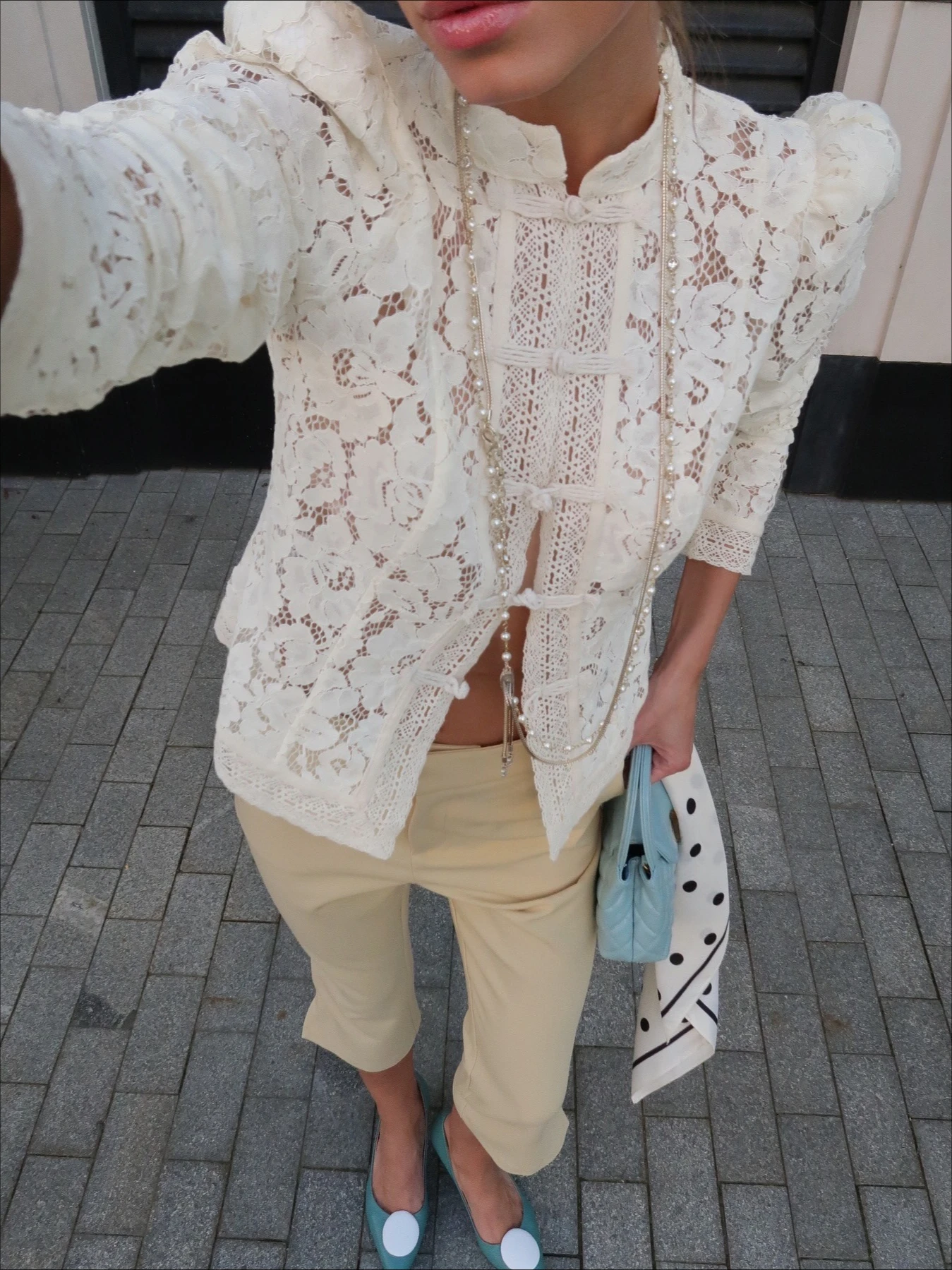 FDYOUI Luxury Lace Crochet White Shirts Women's Elegant Stand Collar Hollow Out Slim Blouse Tops Office Lady Long Sleeve Shirt
FDYOUI Luxury Lace Crochet White Shirts Women's Elegant Stand Collar Hollow Out Slim Blouse Tops Office Lady Long Sleeve Shirt
