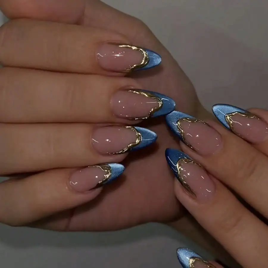 24Pcs Wear Nail Almond Irregular Blue Cat's Eye French Edge 3D Three-Dimensional Gilt Removable Fake Nail Patch
24Pcs Wear Nail Almond Irregular Blue Cat's Eye French Edge 3D Three-Dimensional Gilt Removable Fake Nail Patch